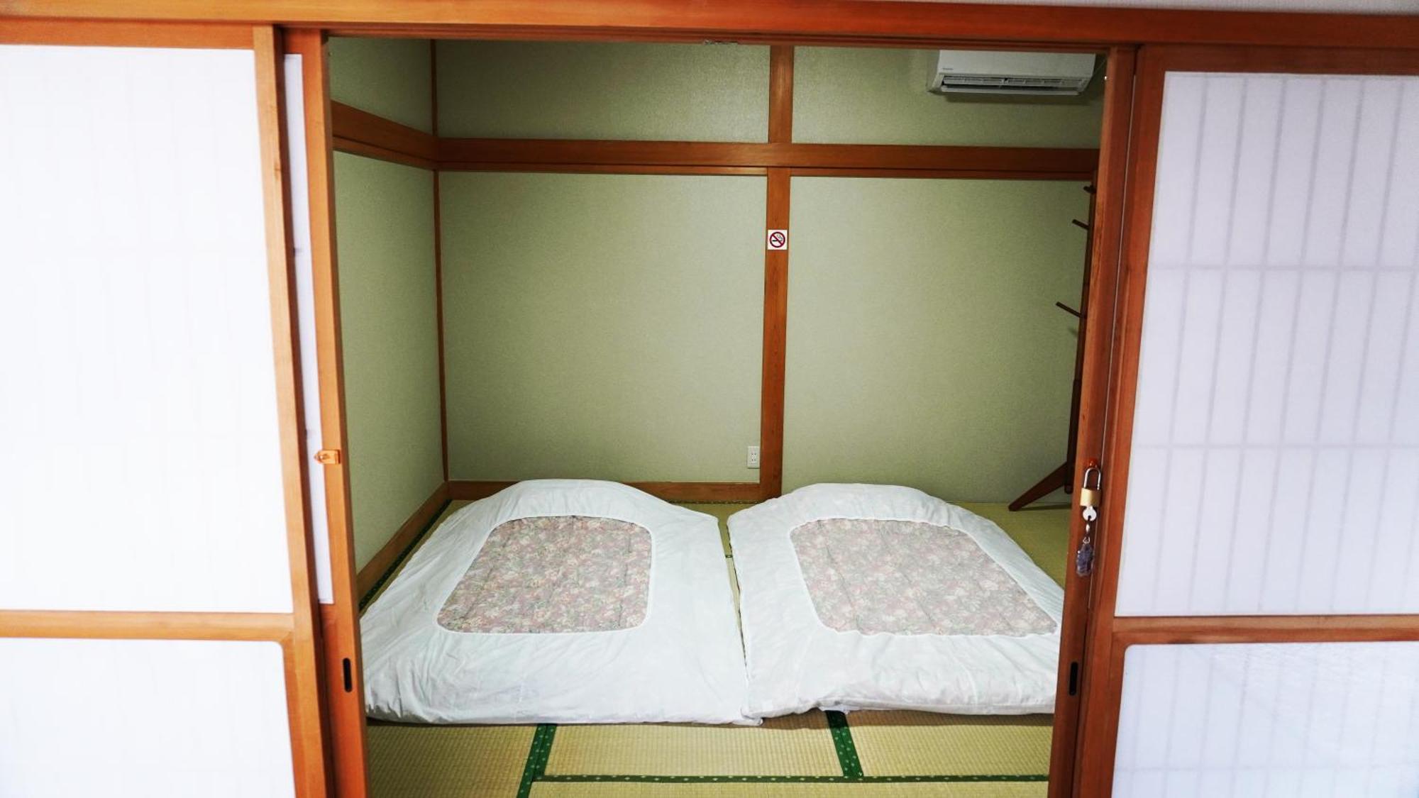 富士山を眺められる宿 ゲストハウス花水木 Nishikatsura Esterno foto